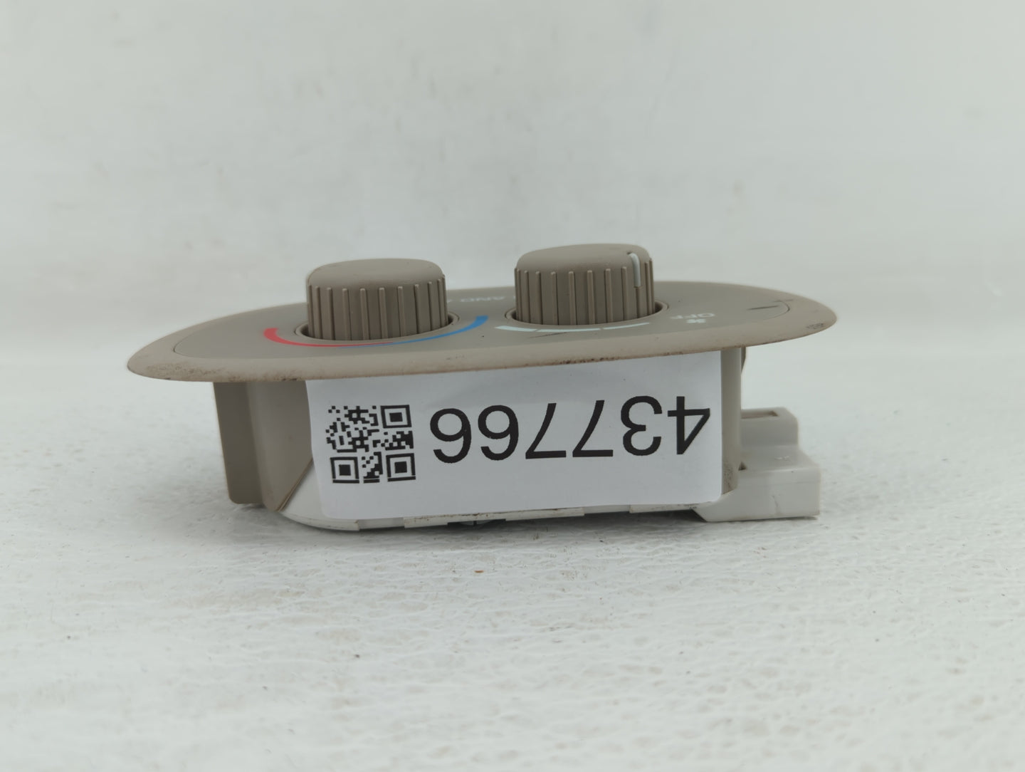 2001-2003 Dodge Durango Climate Control Module Temperature AC/Heater Replacement P/N:5HA50TL2AA P55056249AD Fits OEM Used Au