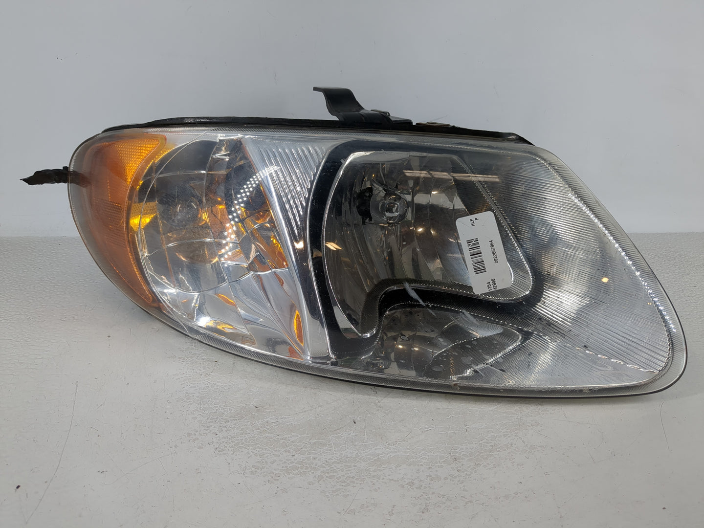 Dodge Grand Caravan Passenger Right Oem Head Light Headlight Lamp - Oemusedautoparts1.com