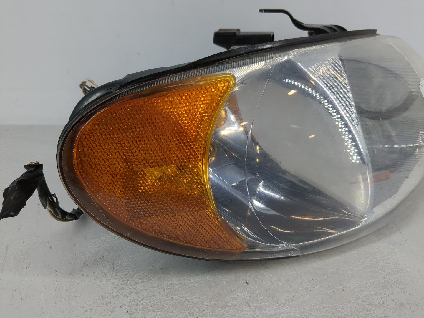 Dodge Grand Caravan Passenger Right Oem Head Light Headlight Lamp - Oemusedautoparts1.com