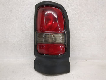 1994-2001 Dodge Ram 1500 Tail Light Assembly Passenger Right OEM P/N:55055220 752-4000 Fits OEM Used Auto Parts - Oemusedaut
