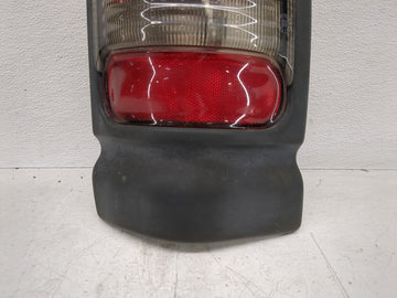 1994-2001 Dodge Ram 1500 Tail Light Assembly Passenger Right OEM P/N:55055220 752-4000 Fits OEM Used Auto Parts