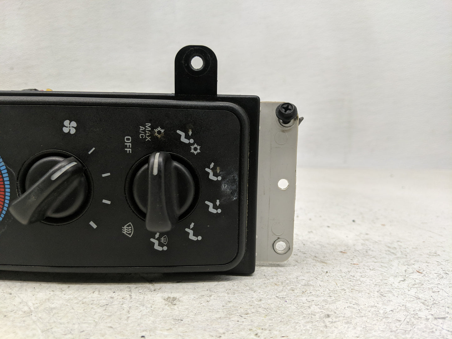 2000-2001 Dodge Ram 1500 Climate Control Module Temperature AC/Heater Replacement P/N:55056702AD Fits Fits 2000 2001 2002 OE