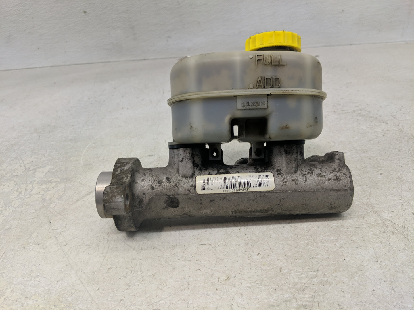 1998-2001 Dodge Ram 1500 Brake Master Cylinder - Oemusedautoparts1.com