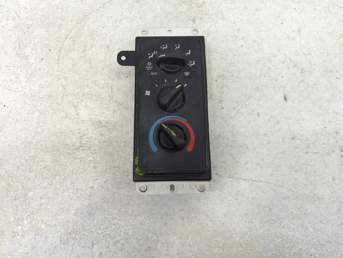 2000-2001 Dodge Ram 1500 Climate Control Module Temperature AC/Heater Replacement P/N:55056700AD Fits Fits 2000 2001 2002 OE
