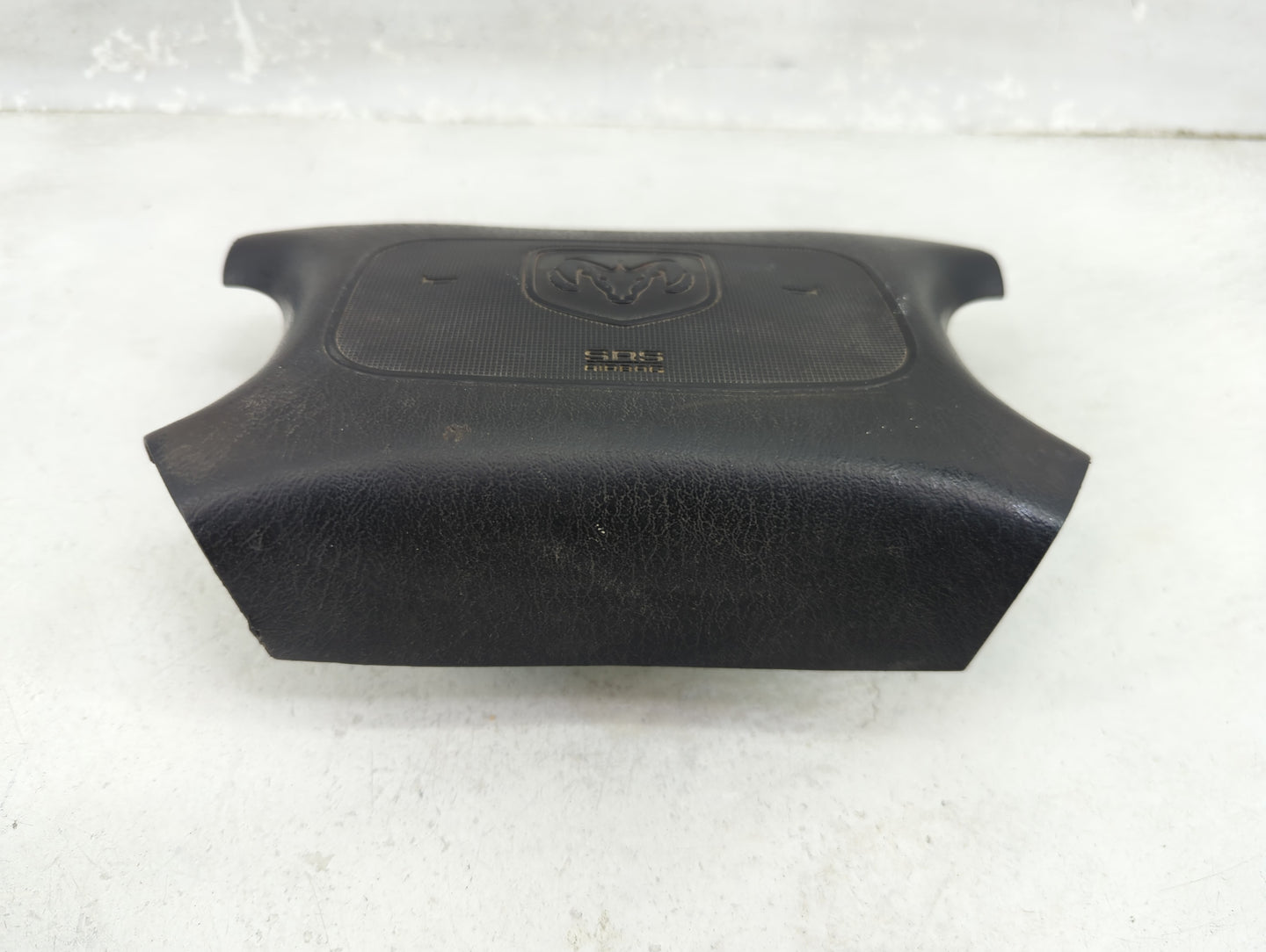 2000-2001 Dodge Ram 1500 Air Bag Driver Left Steering Wheel Mounted P/N:CDM L66 1T A0P Fits Fits 2000 2001 OEM Used Auto Par