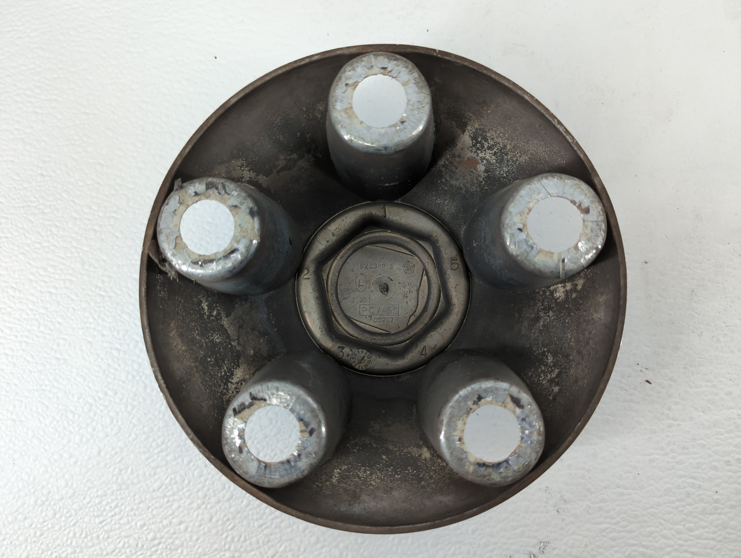 2001 Dodge Ram 1500 Rim Wheel Center Cap - Oemusedautoparts1.com