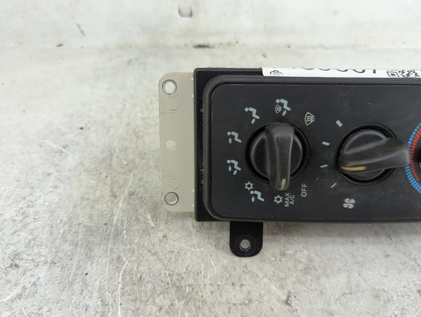 2000-2002 Dodge Ram 2500 Climate Control Module Temperature AC/Heater Replacement P/N:55056702AD R 1450 B Fits Fits 2000 200