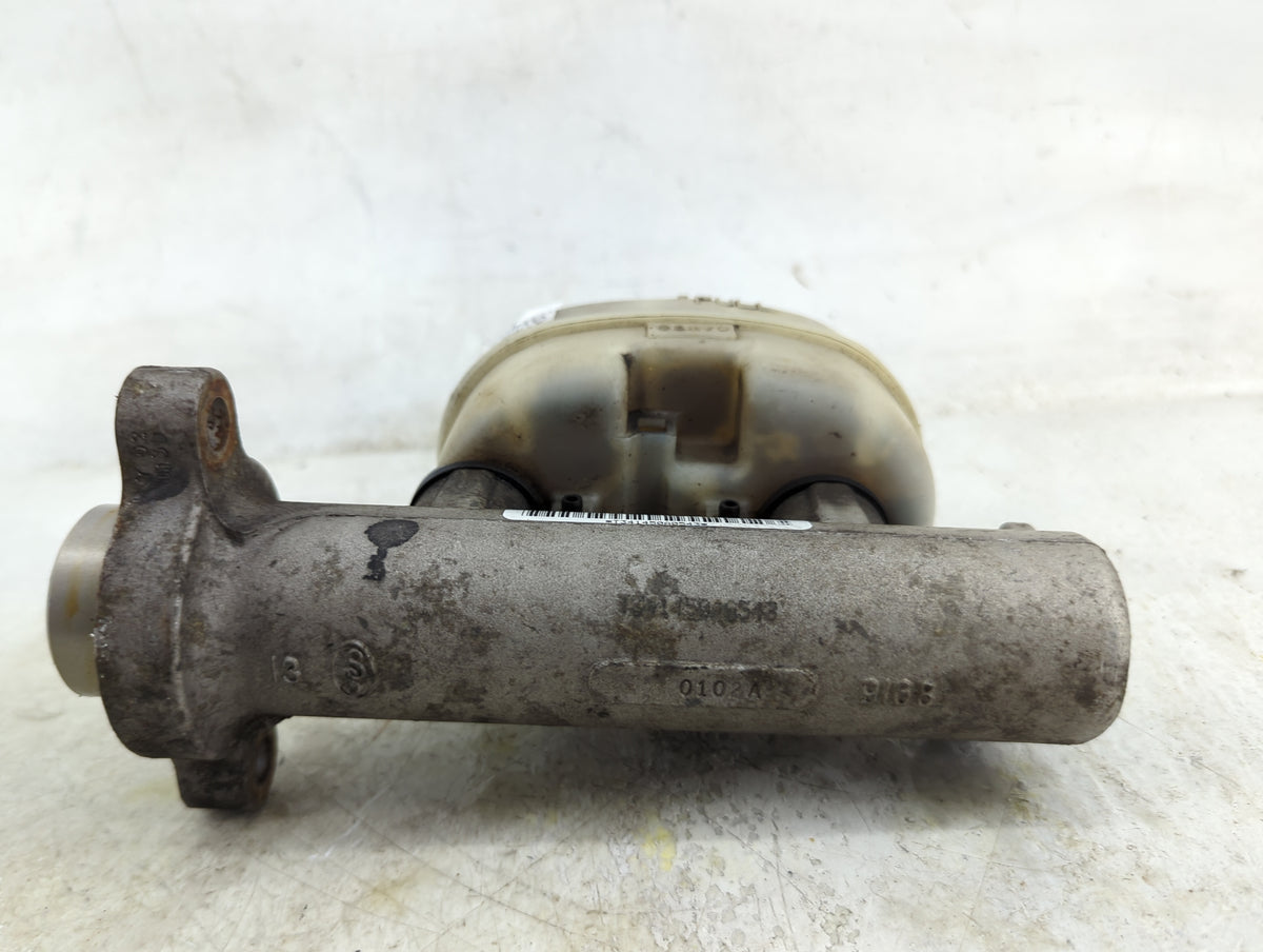 1998-2001 Dodge Ram 2500 Brake Master Cylinder - Oemusedautoparts1.com