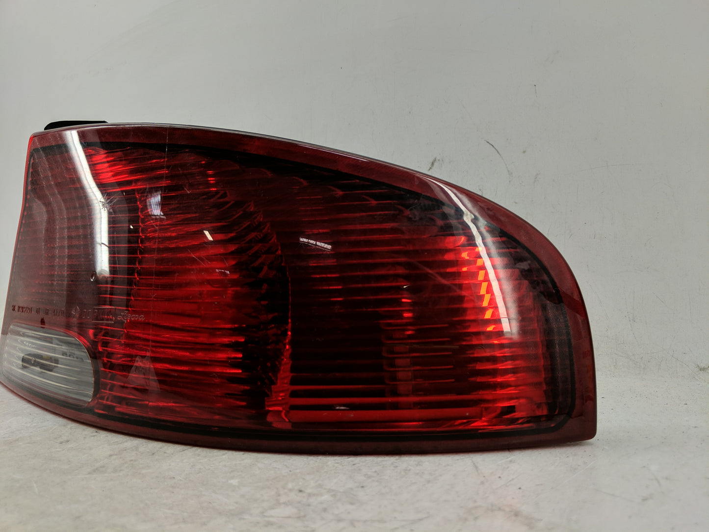 2001-2006 Dodge Stratus Tail Light Assembly Passenger Right OEM P/N:04805350AA Fits Fits 2001 2002 2003 2004 2005 2006 OEM U