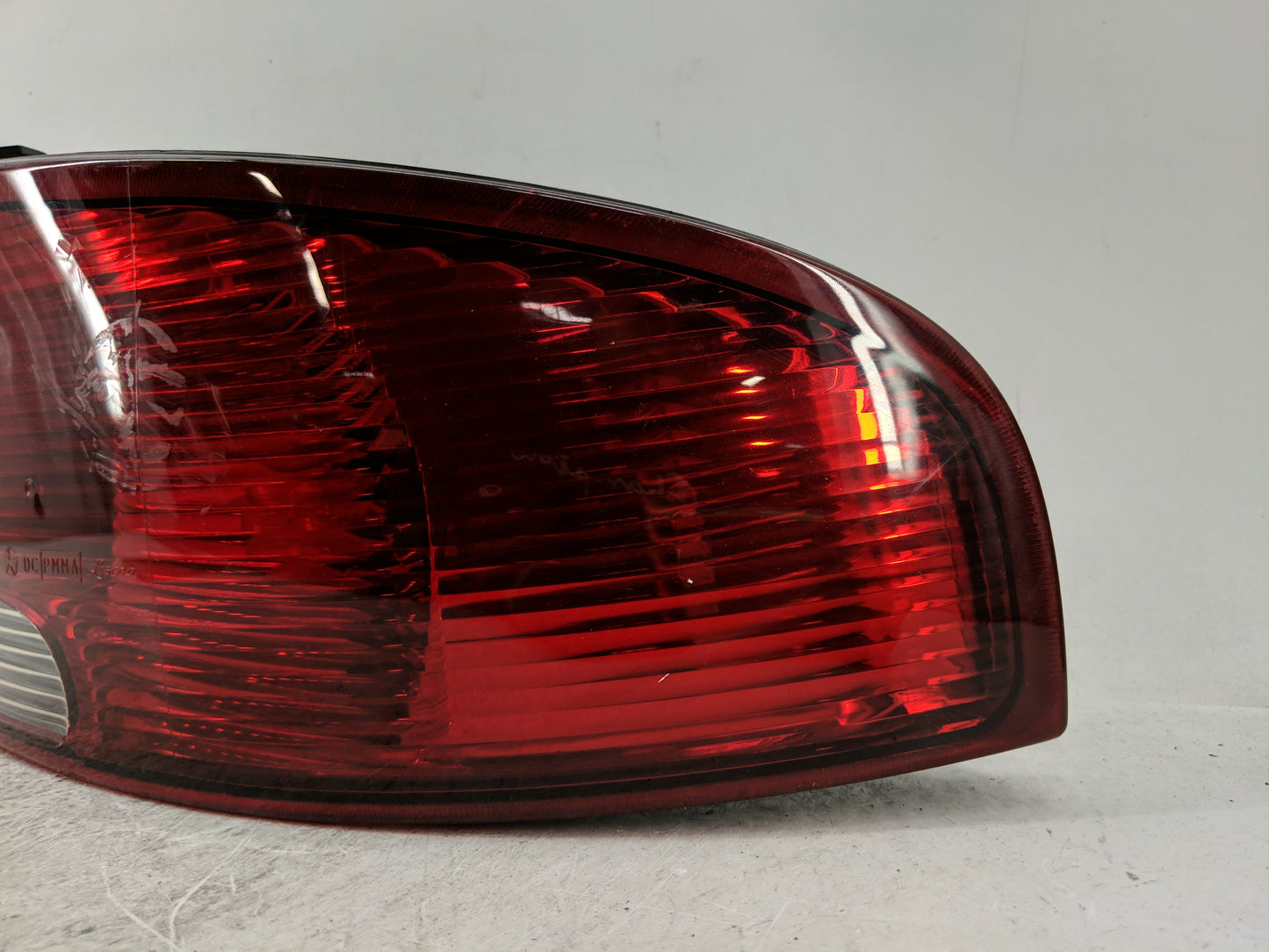 2001-2006 Dodge Stratus Tail Light Assembly Passenger Right OEM P/N:04805350AA Fits Fits 2001 2002 2003 2004 2005 2006 OEM U