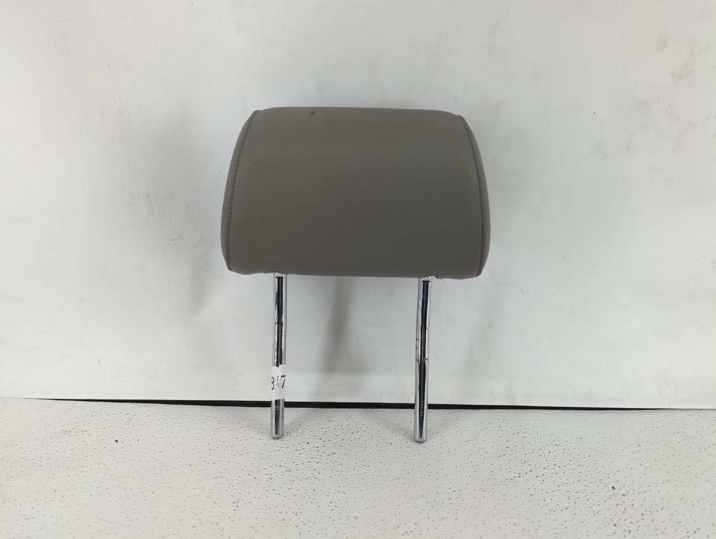 2001-2006 Dodge Stratus Headrest Head Rest Rear Seat Light Grey - Oemusedautoparts1.com