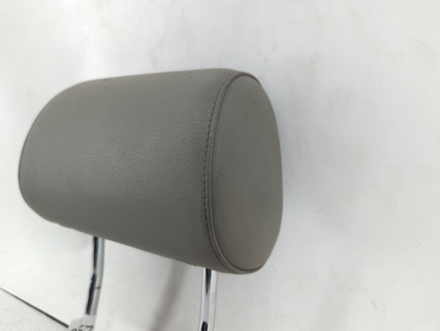 2001-2006 Dodge Stratus Headrest Head Rest Rear Seat Light Grey - Oemusedautoparts1.com