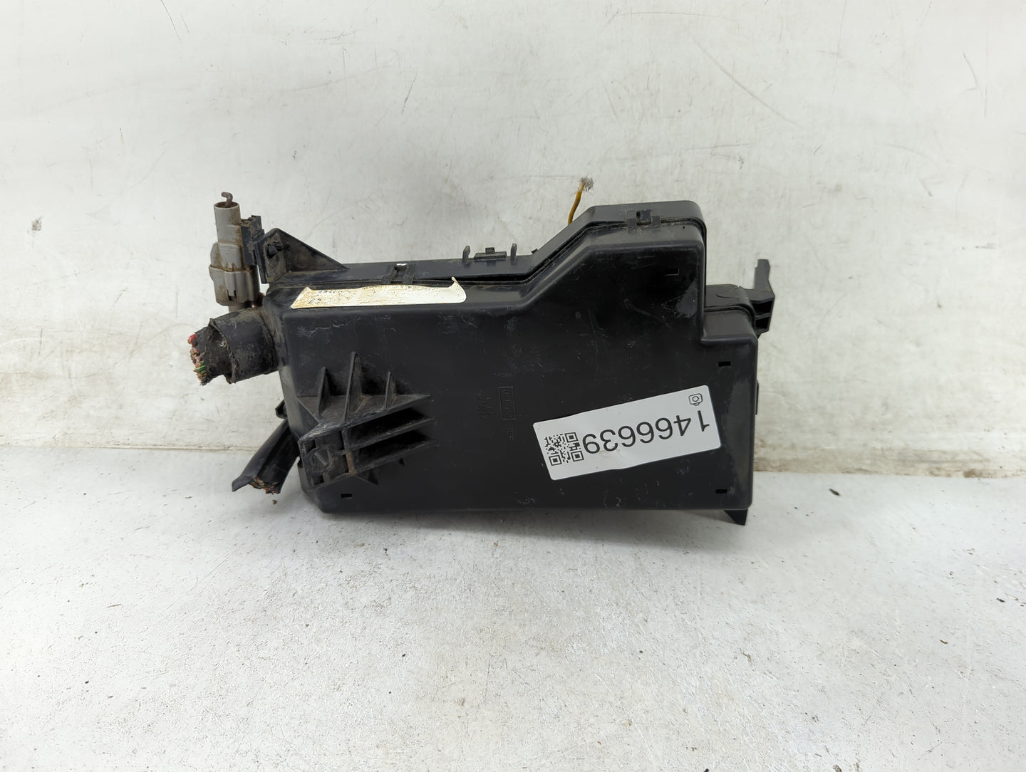 2000-2001 Dodge Ram 1500 Fusebox Fuse Box Panel Relay Module P/N:56021167 4671168E Fits Fits 2000 2001 OEM Used Auto Parts -
