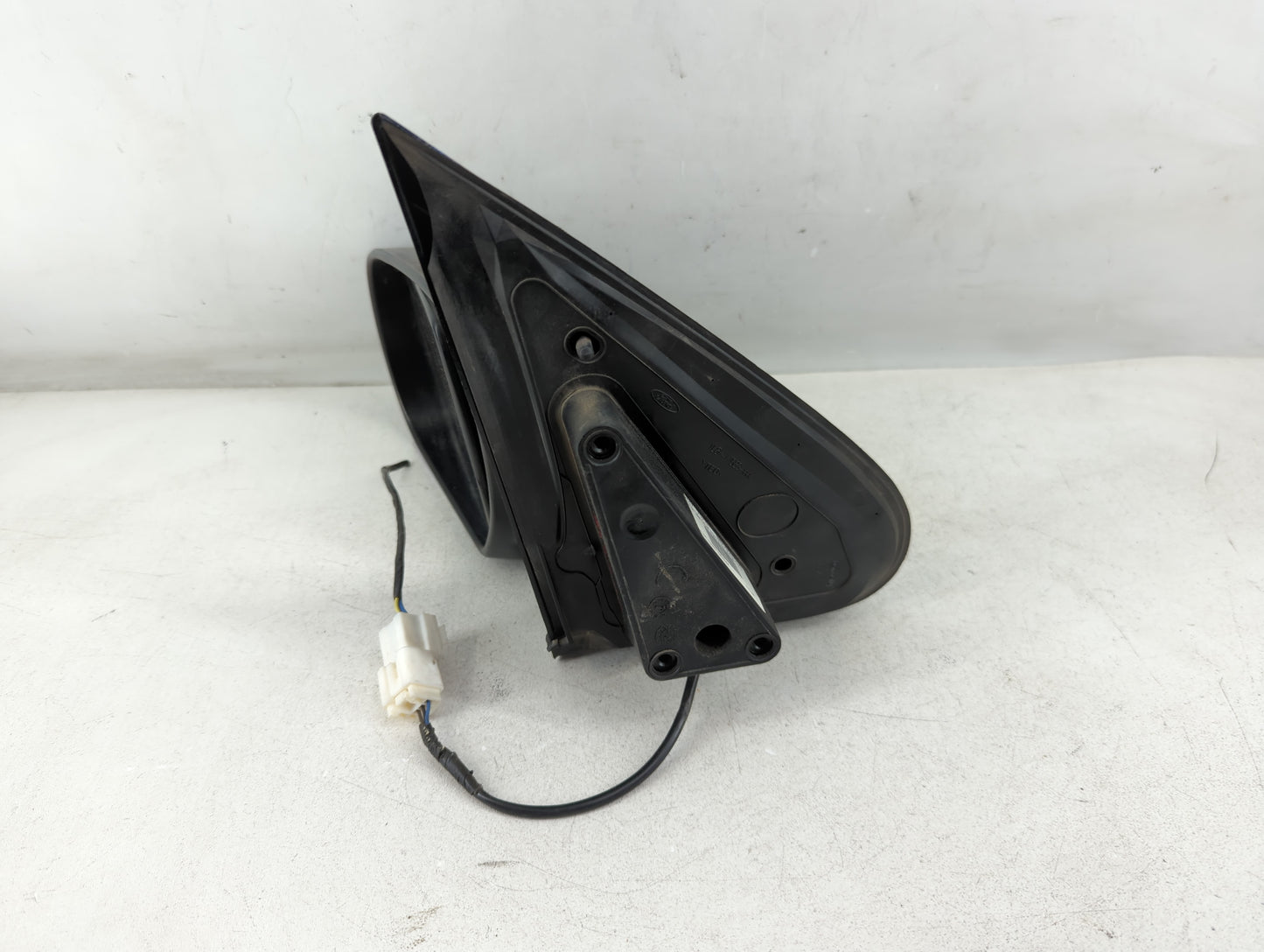 2001-2002 Ford Escape Driver Side View Mirror - Left Door Mirror OEM Used - Oemusedautoparts1.com