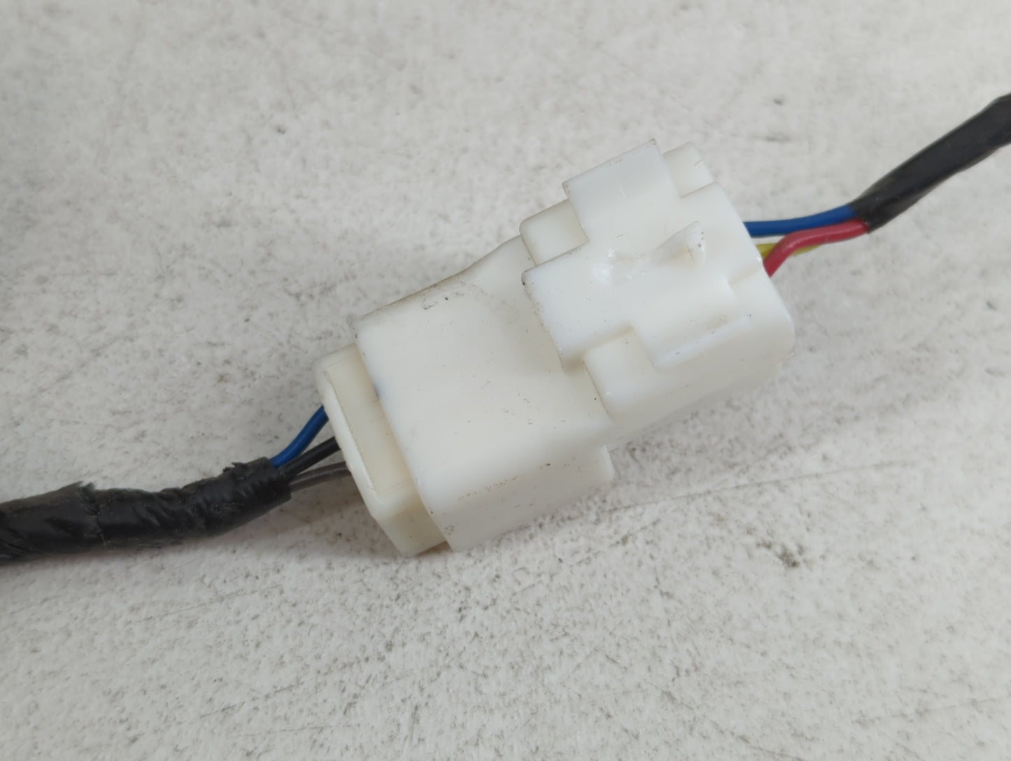 2001-2002 Ford Escape Side Mirror Replacement Driver Left View Door Mirror P/N:YL84 17683 CHY Fits Fits 2001 2002 OEM Used A