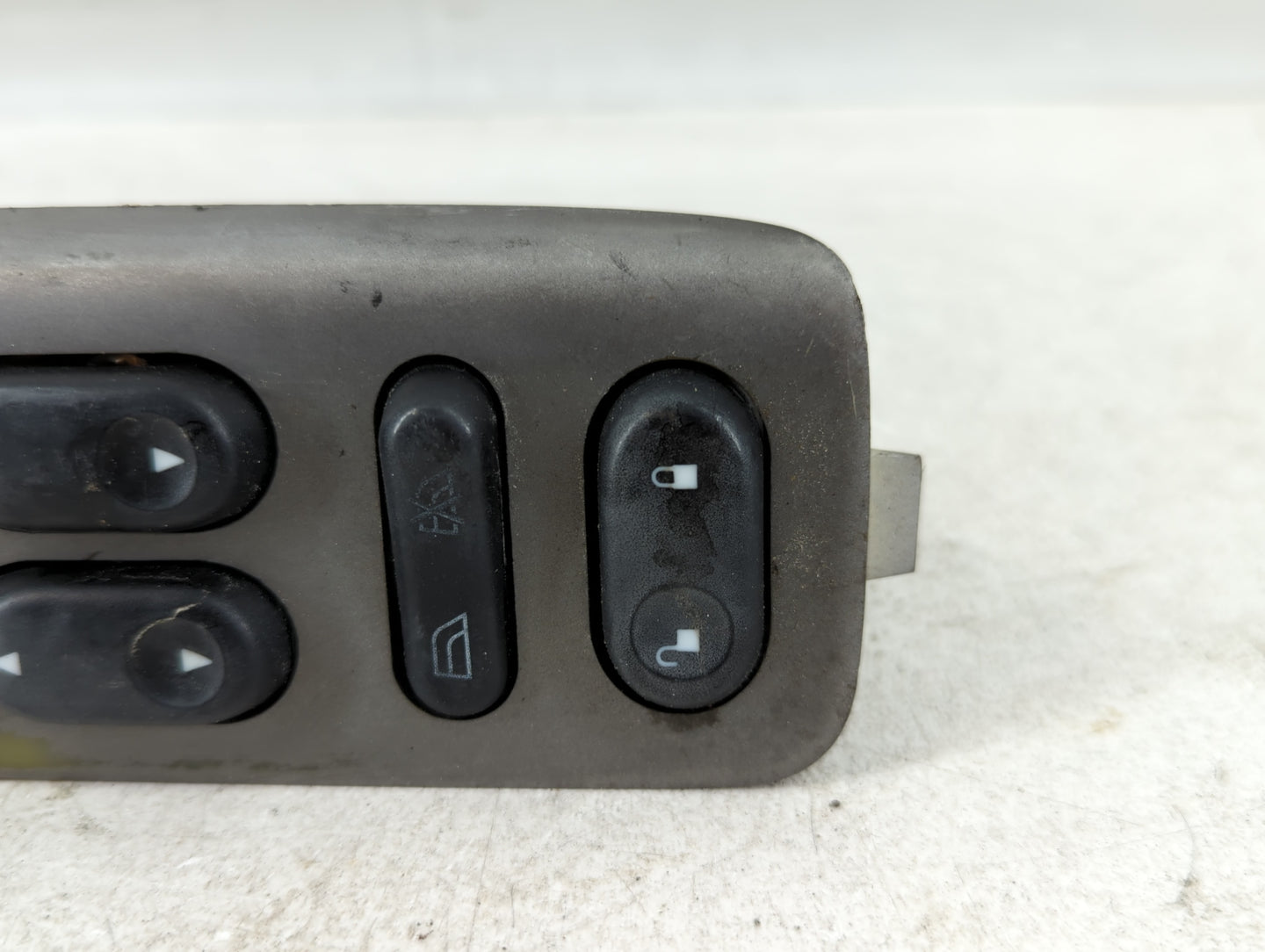 2001-2007 Ford Escape Master Power Window Switch Replacement Driver Side Left P/N:PBT GF30 Fits OEM Used Auto Parts - Oemuse