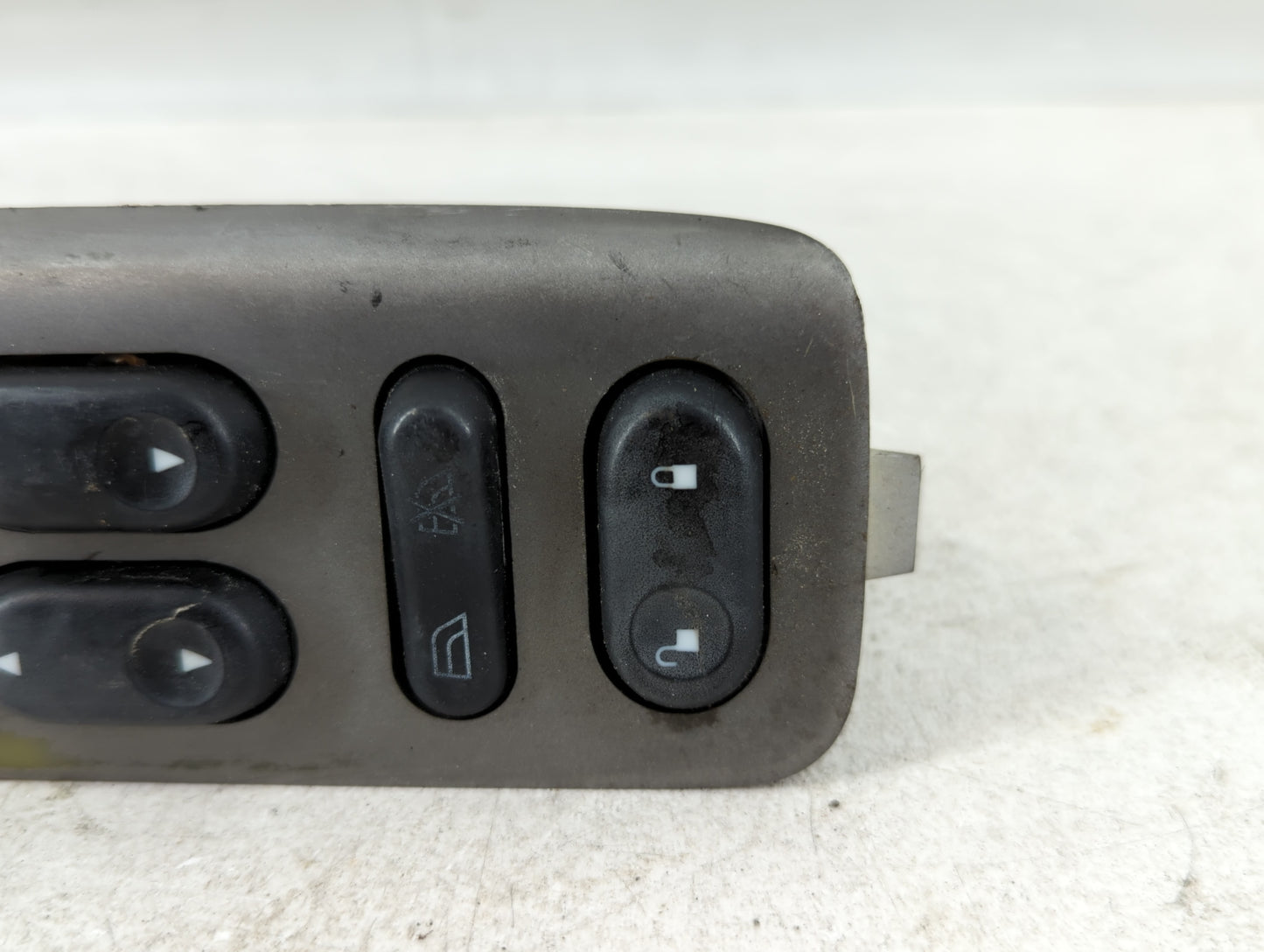 2001-2007 Ford Escape Master Power Window Switch Replacement Driver Side Left P/N:PBT GF30 Fits OEM Used Auto Parts - Oemuse