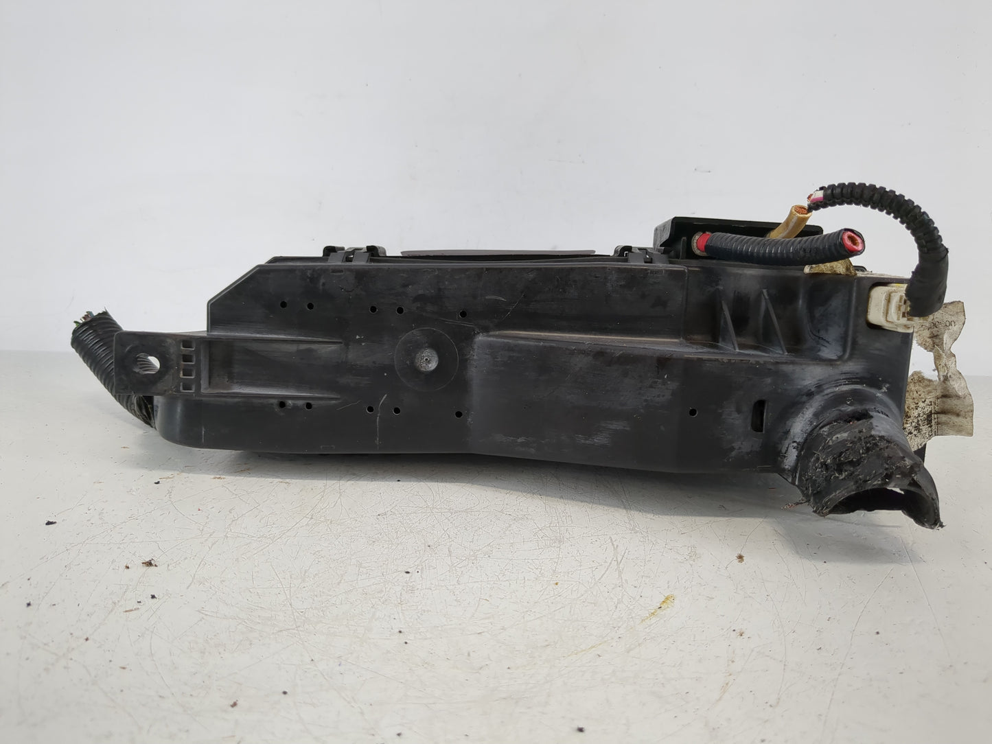 2001-2004 Ford Escape Fusebox Fuse Box Panel Relay Module P/N:90293 Fits Fits 2001 2002 2003 2004 OEM Used Auto Parts - Oemu