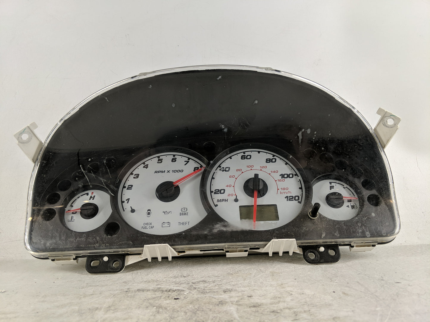 2001-2002 Ford Escape Instrument Cluster Speedometer Gauges P/N:IUAL09419L Fits Fits 2001 2002 OEM Used Auto Parts - Oemused