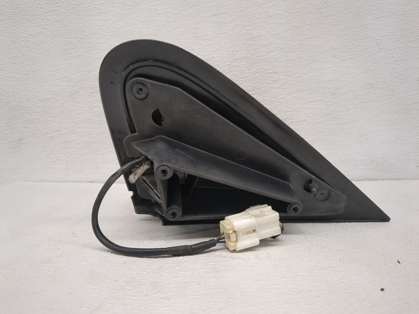 2001-2007 Ford Escape Passenger Side View Mirror - Right Door Mirror OEM Used - Oemusedautoparts1.com