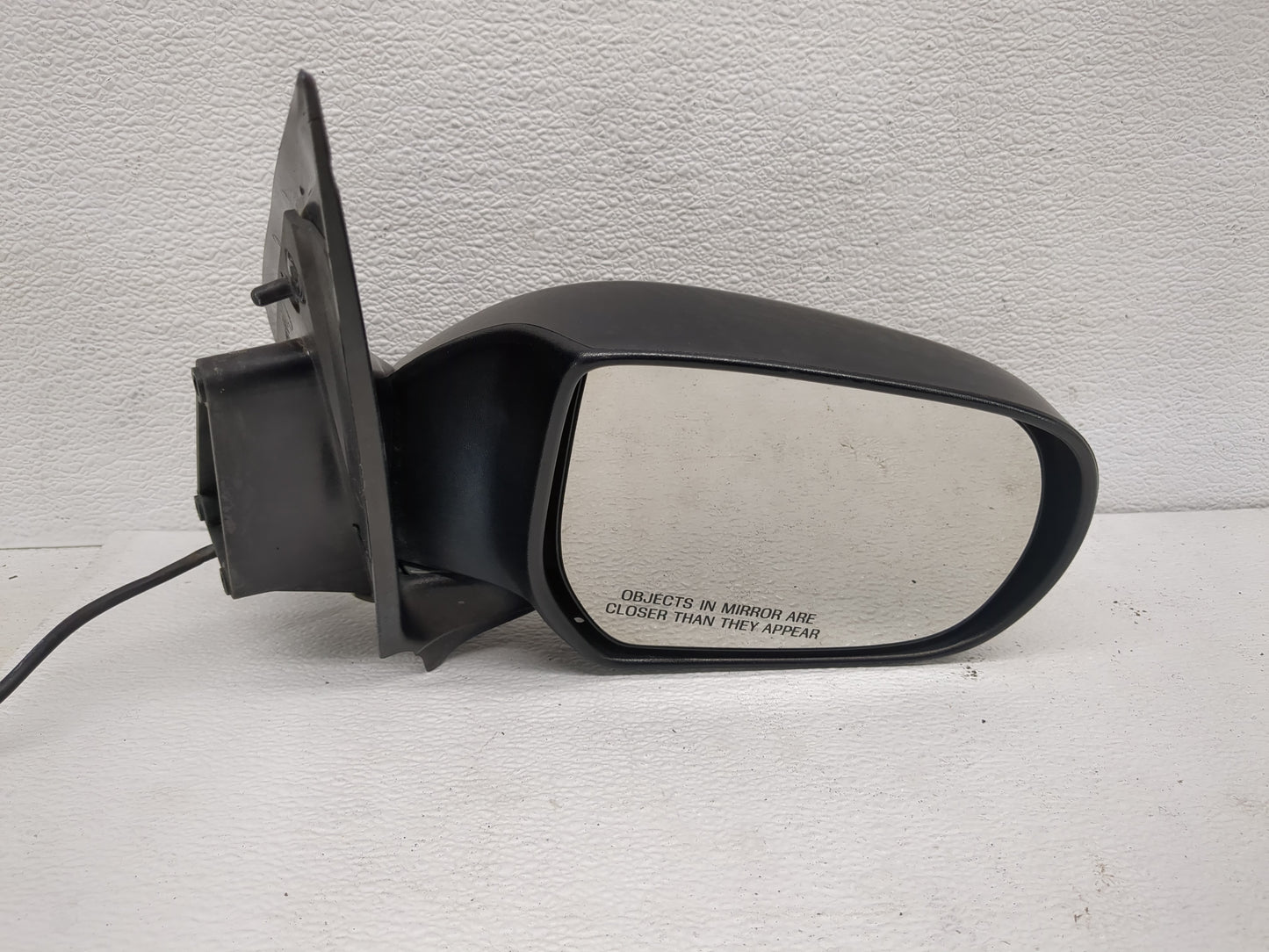 2001-2007 Ford Escape Passenger Side View Mirror - Right Door Mirror OEM Used - Oemusedautoparts1.com