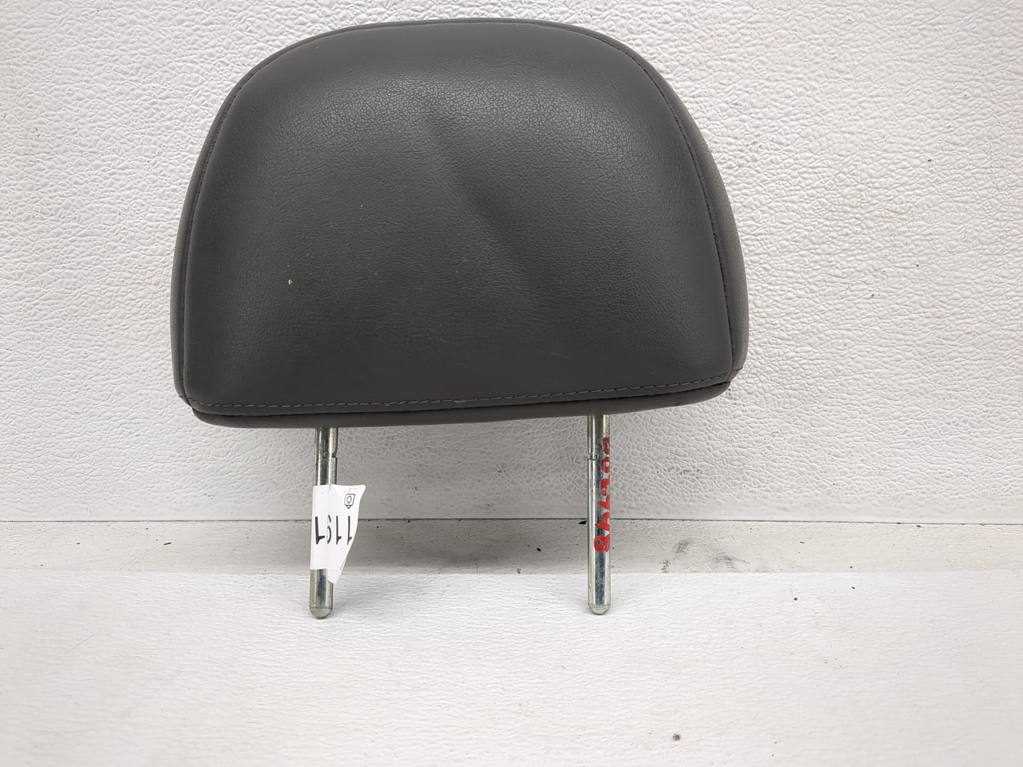2001-2004 Ford Escape Headrest Head Rest Front Driver Passenger Seat Fits Fits 2001 2002 2003 2004 OEM Used Auto Parts - Oem