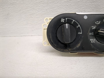 2001-2004 Ford Escape Climate Control Module Temperature AC/Heater Replacement Fits Fits 2001 2002 2003 2004 OEM Used Auto Parts