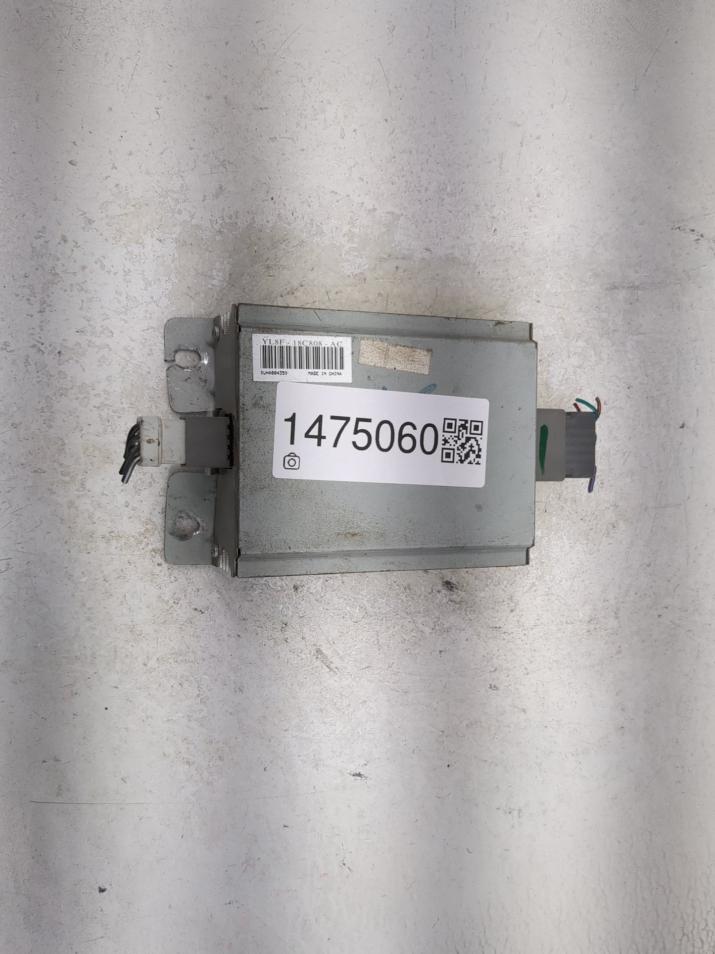 2001-2004 Ford Escape Radio Speaker Amplifier Yl8f-18c808-ac - Oemusedautoparts1.com