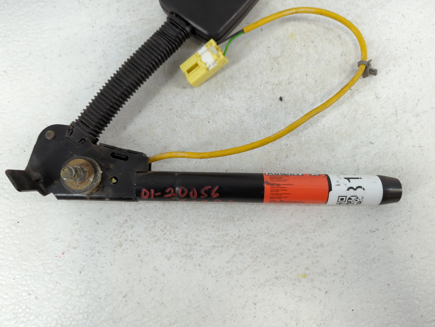 2001 Ford Escape Passenger Right Seat Belt Rear Retractor - Oemusedautoparts1.com