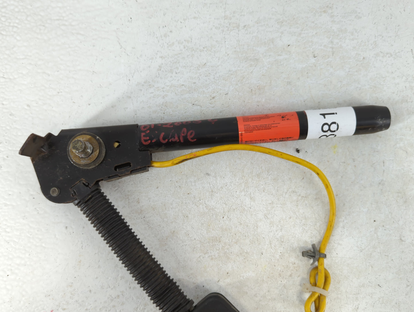 2001 Ford Escape  Passenger Right Seat Belt Rear Retractor - Oemusedautoparts1.com
