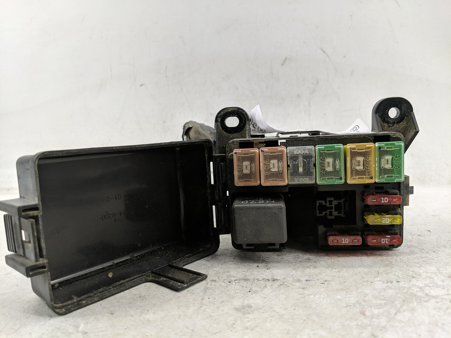 2000-2003 Ford Escort Fusebox Fuse Box Panel Relay Module Fits Fits 2000 2001 2002 2003 OEM Used Auto Parts - Oemusedautopar