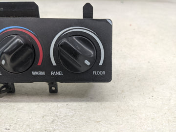 2000-2005 Ford Excursion Climate Control Module Temperature AC/Heater Replacement P/N:YC3H19E764BA Fits OEM Used Auto Parts