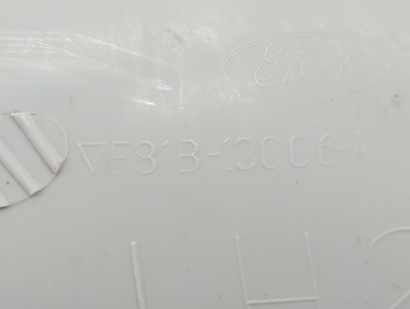 2001-2001 Ford Excursion Driver Left Oem Head Light Headlight Lamp 1465467 - Oemusedautoparts1.com