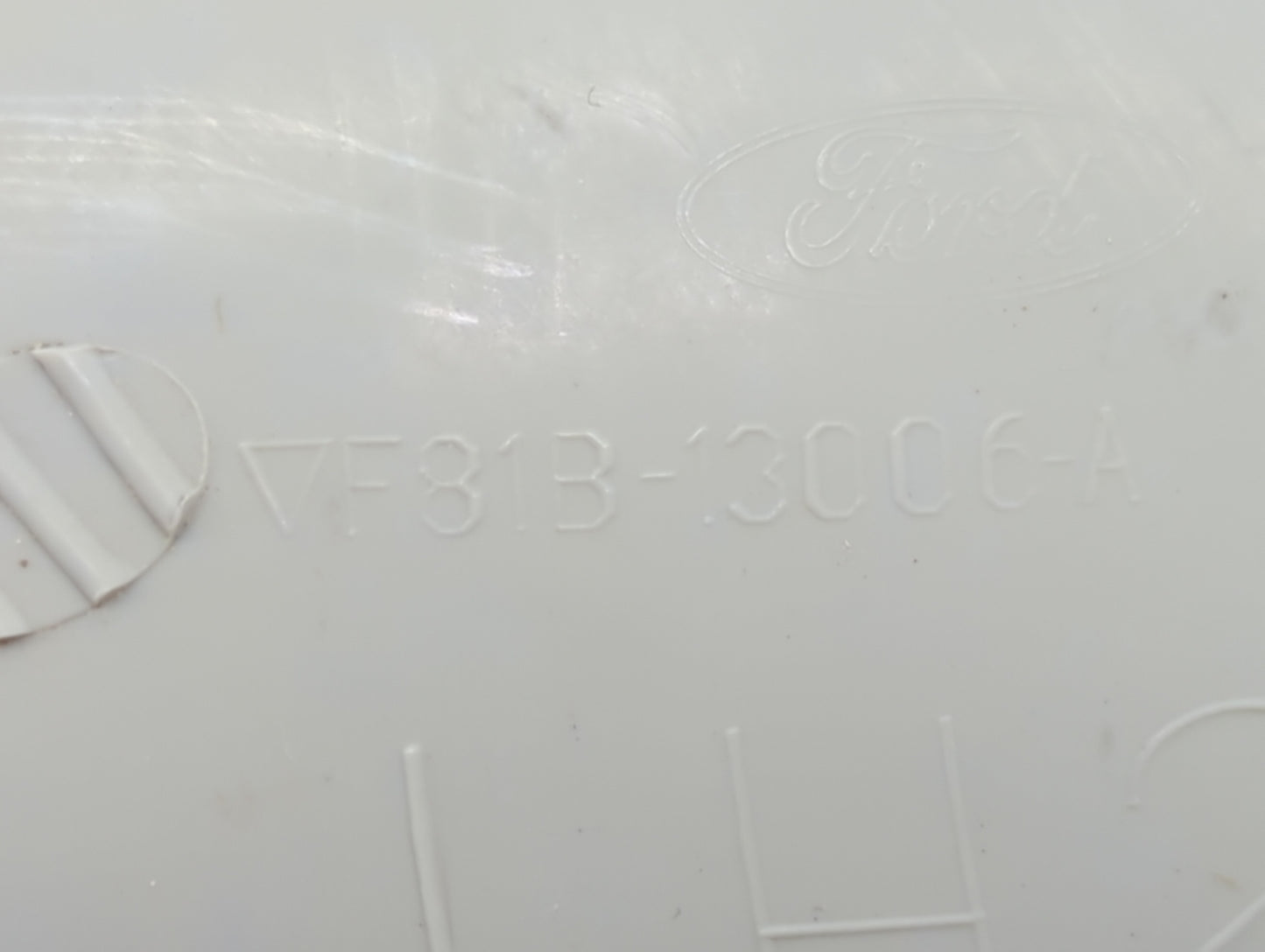 2001-2001 Ford Excursion Driver Left Oem Head Light Headlight Lamp 1465467 - Oemusedautoparts1.com