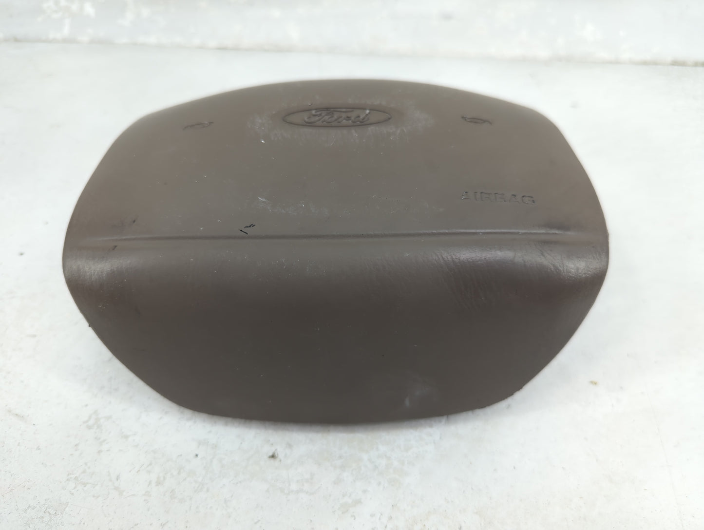 2000-2002 Ford Excursion Air Bag Driver Left Steering Wheel Mounted - Oemusedautoparts1.com