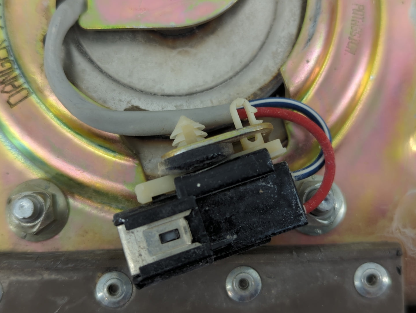 2000-2002 Ford Excursion Air Bag Driver Left Steering Wheel Mounted - Oemusedautoparts1.com