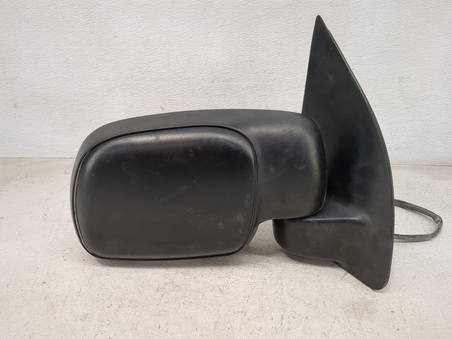 2001-2005 Ford Excursion Passenger Side View Mirror - Right Door Mirror OEM Used - Oemusedautoparts1.com