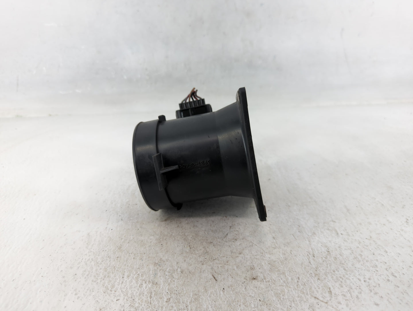 2000-2005 Ford Excursion Mass Air Flow Meter Maf - Oemusedautoparts1.com