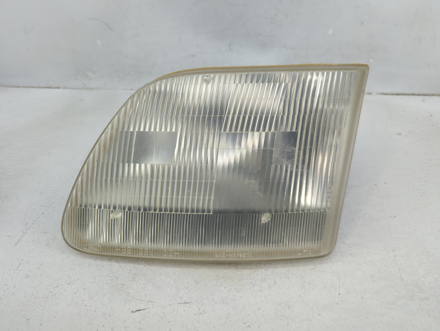 1997-2002 Ford Expedition Driver Left Oem Head Light Headlight Lamp - Oemusedautoparts1.com