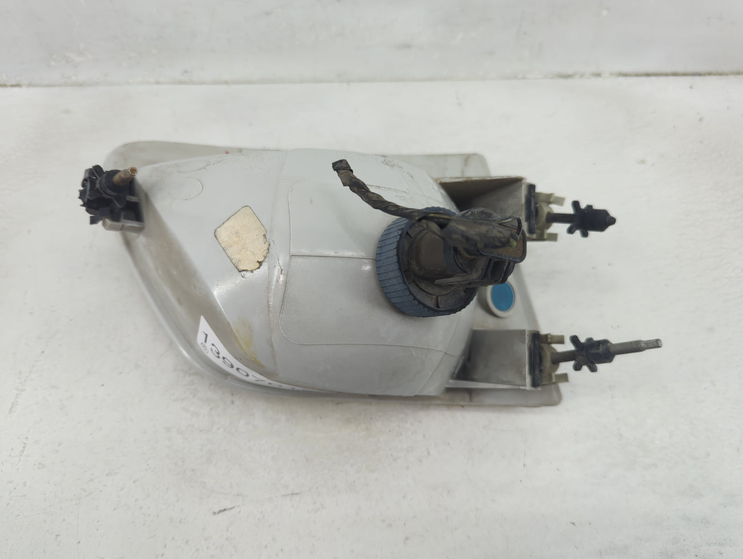 1997-2002 Ford Expedition Driver Left Oem Head Light Headlight Lamp - Oemusedautoparts1.com