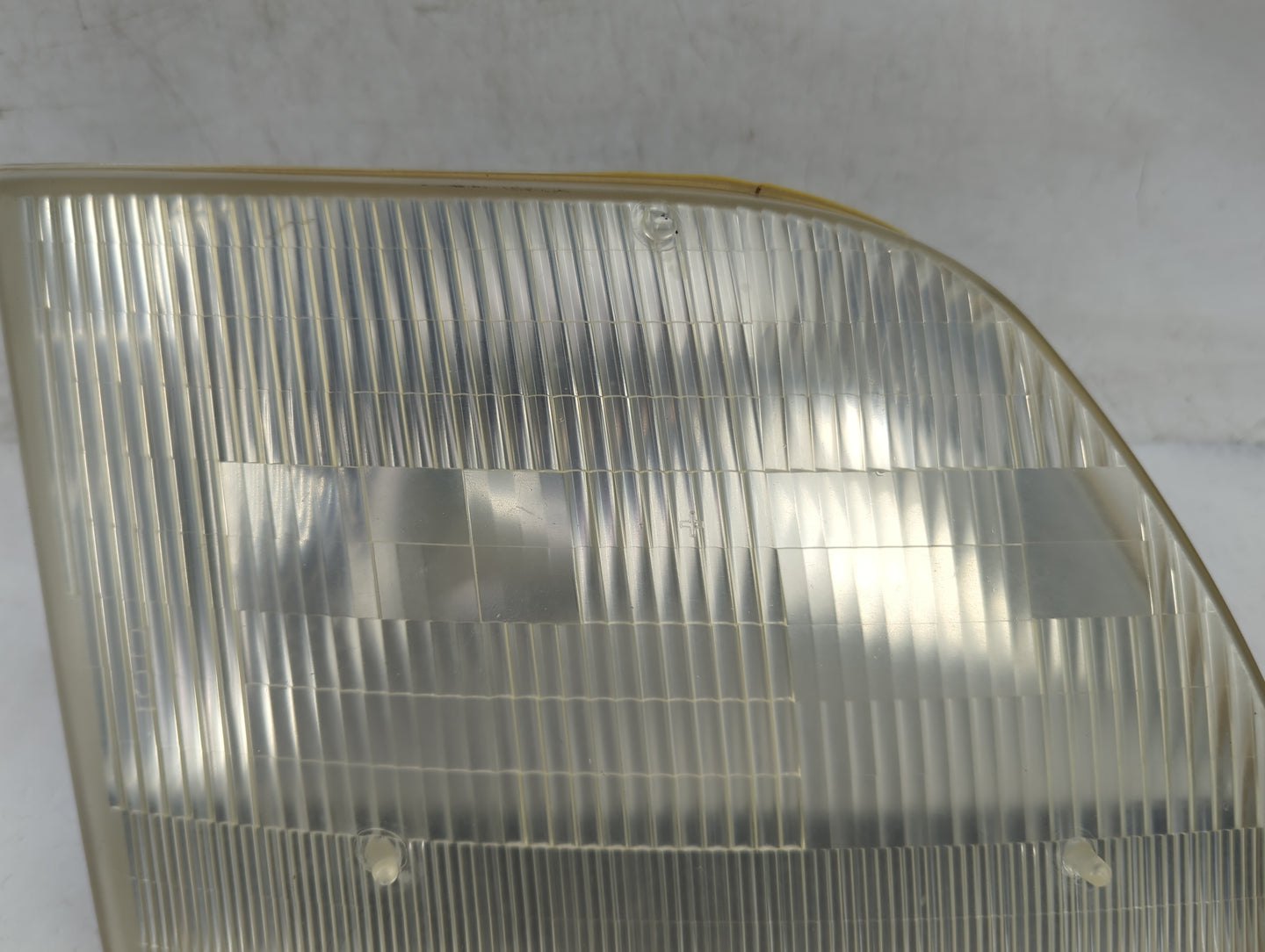 Ford Expedition Passenger Right Oem Head Light Headlight Lamp 1391010 - Oemusedautoparts1.com