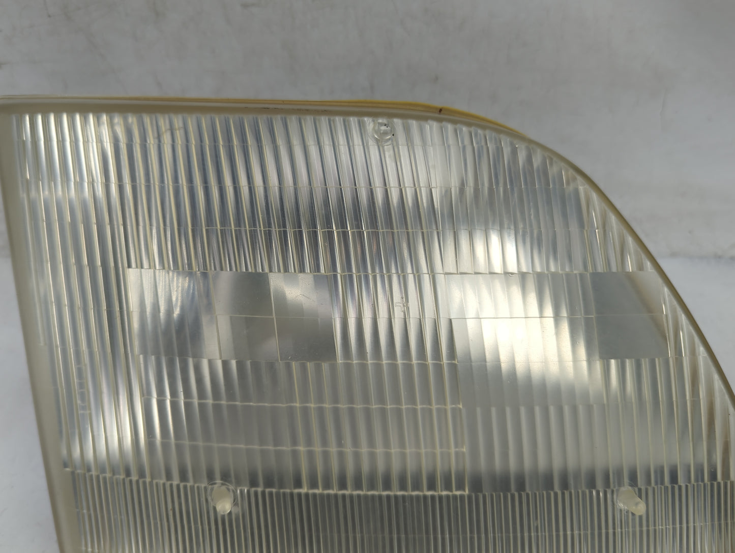 Ford Expedition Passenger Right Oem Head Light Headlight Lamp 1391010 - Oemusedautoparts1.com