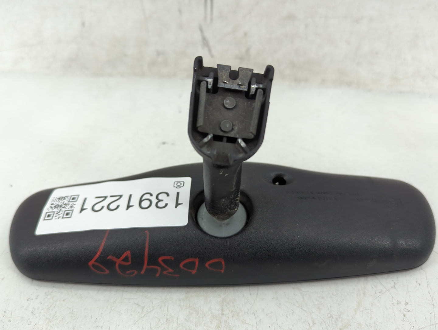 2001 Ford Expedition Interior Rear View Mirror Replacement OEM P/N:E11015306 Fits OEM Used Auto Parts - Oemusedautoparts1.co