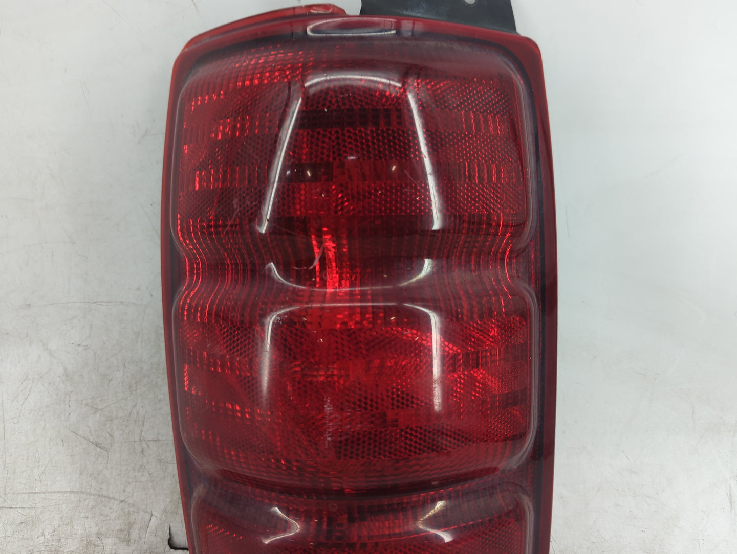 1997-2002 Ford Expedition Tail Light Assembly Driver Left OEM P/N:1L1X-13B505-A Fits Fits 1997 1998 1999 2000 2001 2002 OEM 