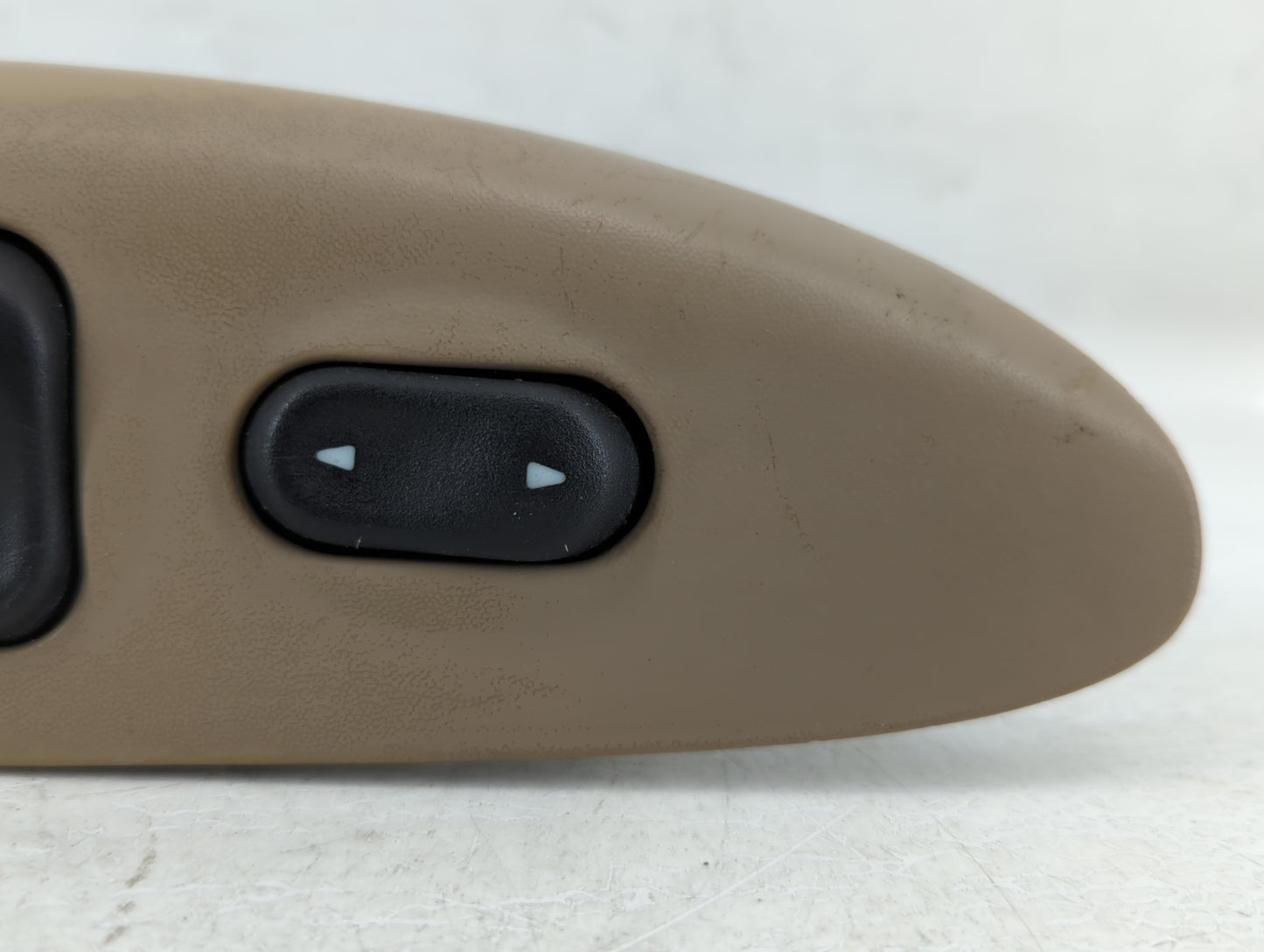 2001 Ford Expedition Passenger Right Power Window Switch Yl1t-14b132-ac - Oemusedautoparts1.com