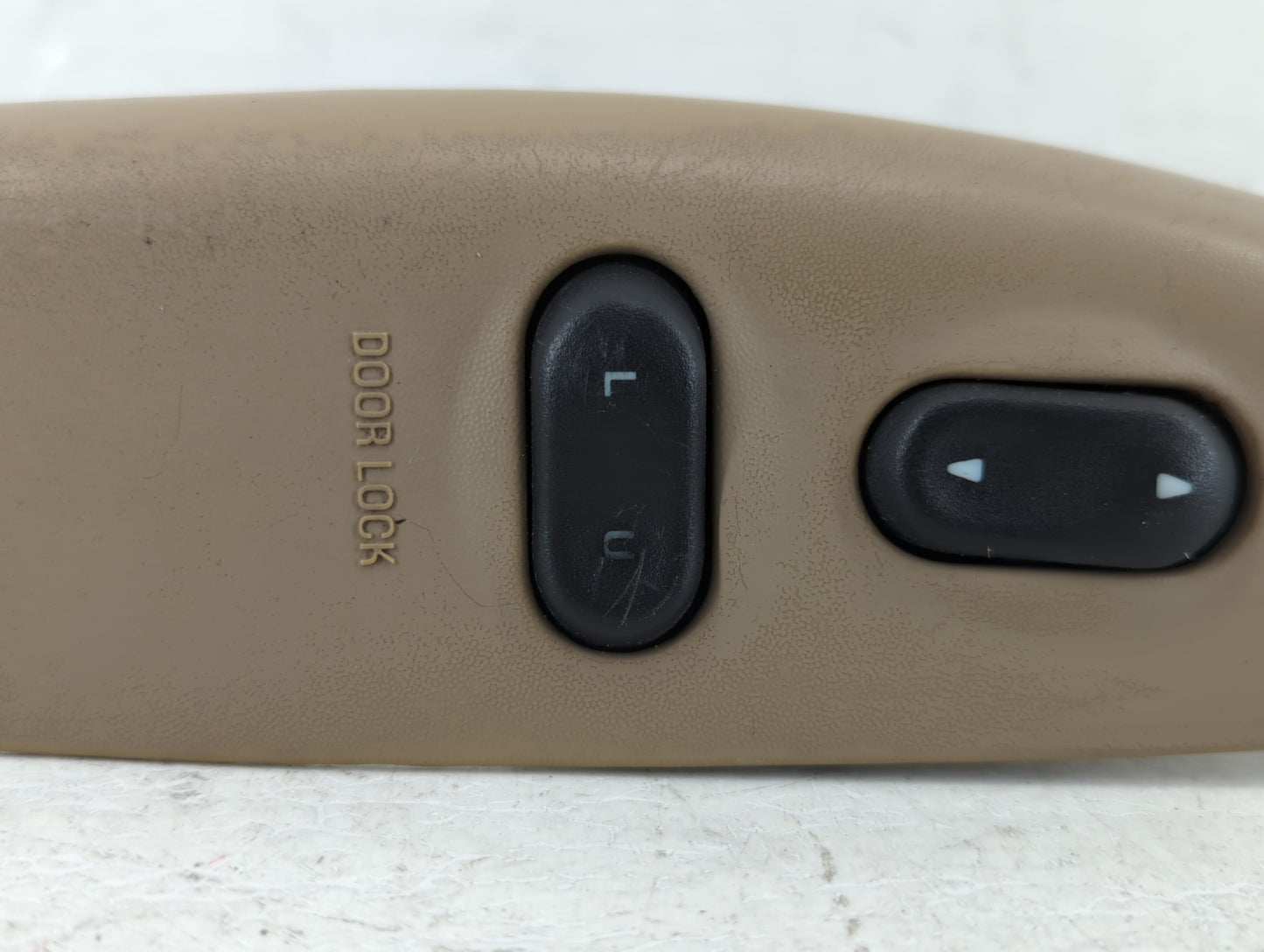 2001 Ford Expedition Passenger Right Power Window Switch Yl1t-14b132-ac - Oemusedautoparts1.com