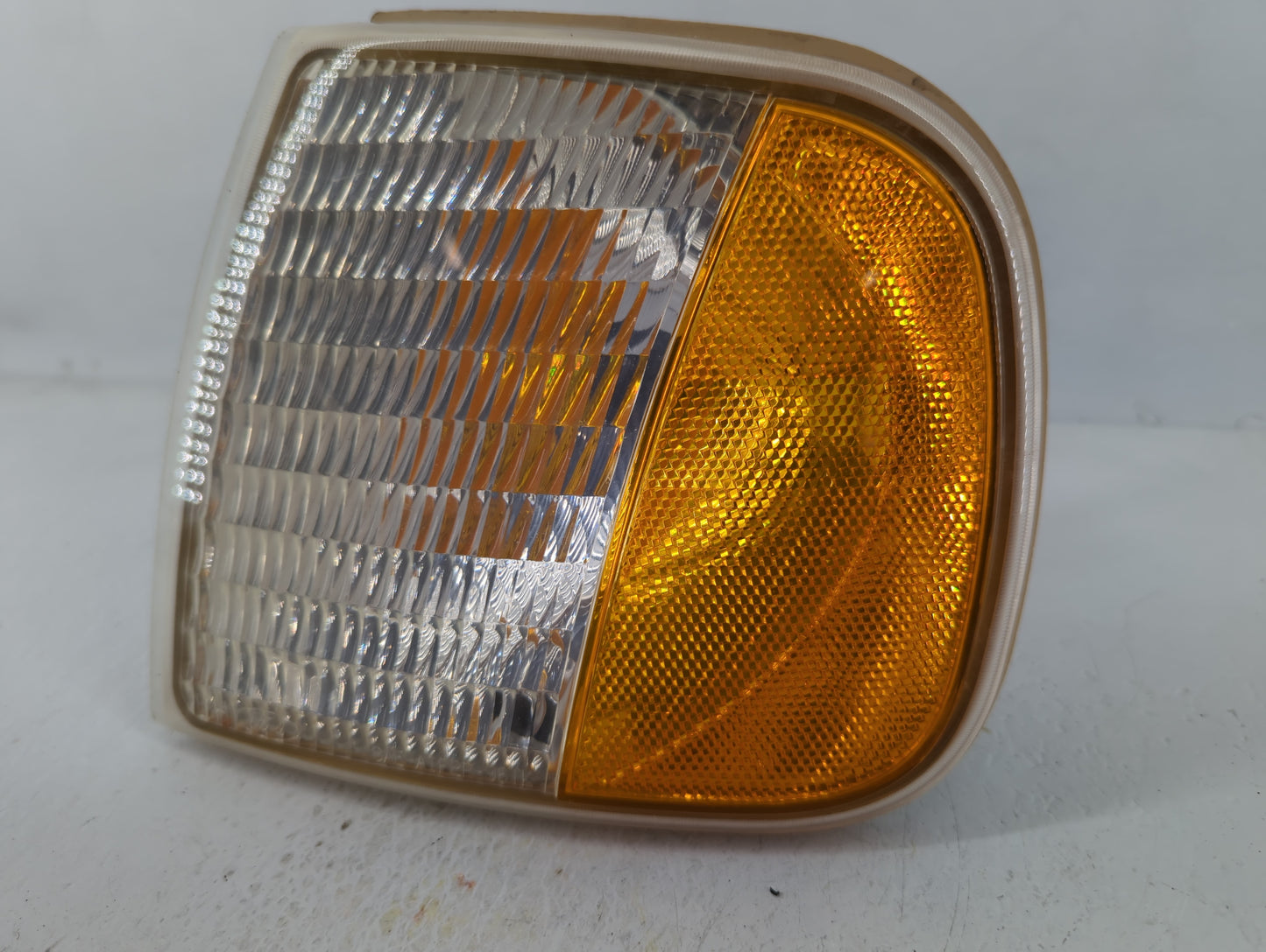 Ford Expedition Driver Left Oem Front Light Lamp - Oemusedautoparts1.com