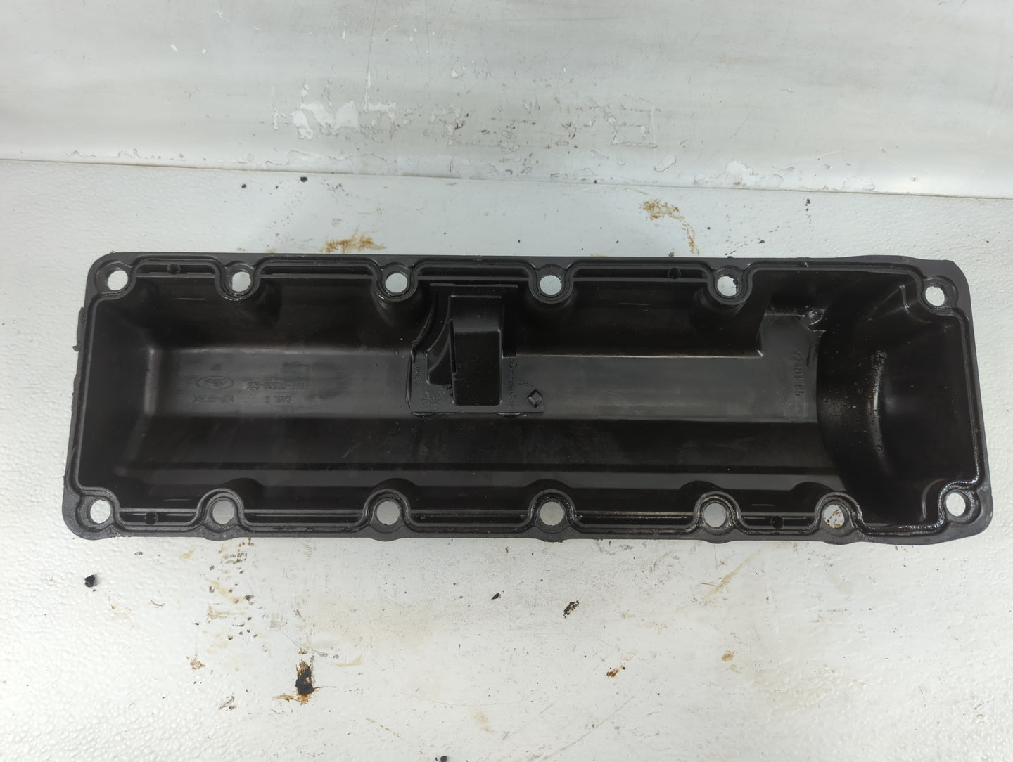 2002 Ford Expedition Engine Oil Pan Fits Fits 1999 2000 2001 2003 2004 OEM Used Auto Parts - Oemusedautoparts1.com