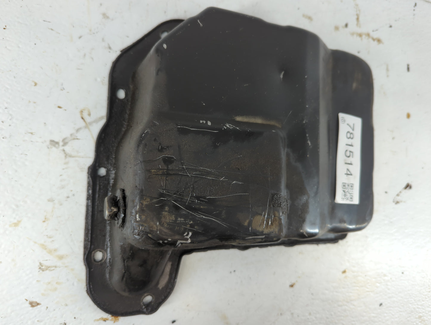 2002 Ford Expedition Engine Oil Pan P/N:BA43 5160 1422 Fits Fits 1999 2000 2001 2003 2004 OEM Used Auto Parts - Oemusedautop