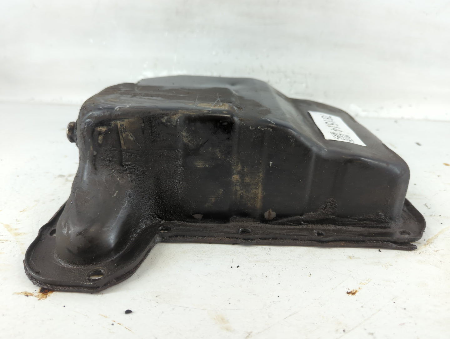 2002 Ford Expedition Engine Oil Pan P/N:BA43 5160 1422 Fits Fits 1999 2000 2001 2003 2004 OEM Used Auto Parts - Oemusedautop